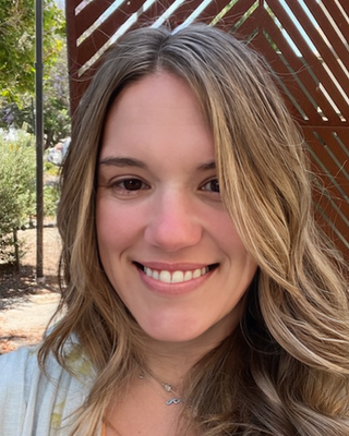 Photo of Lindsay Cunningham, Psychologist, LCP