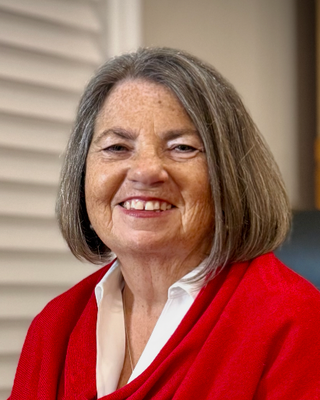 Photo of Sara MacDonald, Registered Psychotherapist, MACP, RP