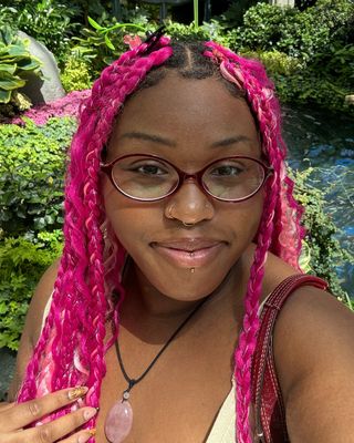 Photo of Vezra Dauphine, Pre-Licensed Professional