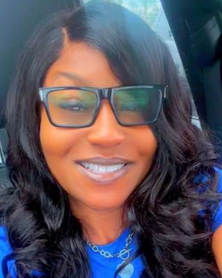 Photo of LaToya Davis, Licensed Mental Health Counselor, LMHC