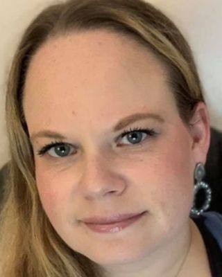 Photo of Rebecca Edwards, Clinical Social Work/Therapist