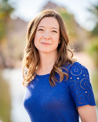 Photo of Lora Smitham, Psychologist, PhD, CEDS