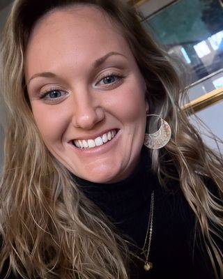 Photo of Cheyenne Capalingo, Counselor, MS, NCC