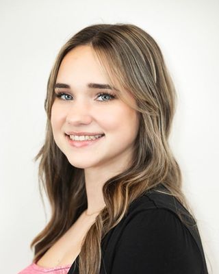 Photo of Amanda Pahl, Marriage & Family Therapist Associate, MA, LMFTA