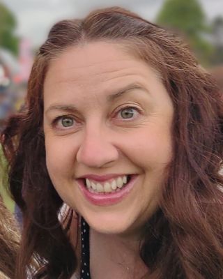 Photo of Lisa Bailey - Light on Cloud Psychotherapy