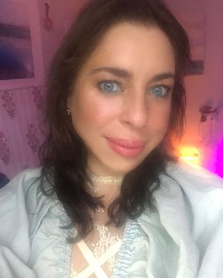 Photo of Alison Fraser, Psychotherapist, MSc, MBACP