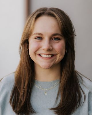Photo of Ellie Vischer, Counselor, LCPC, LMHC