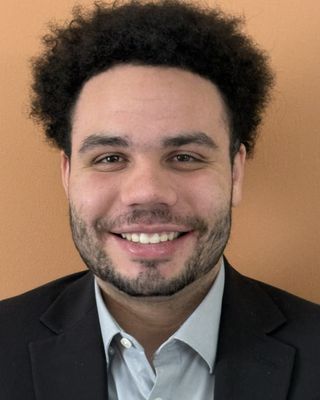 Photo of Jonah Manela, Registered Clinical Social Worker Intern, MSW