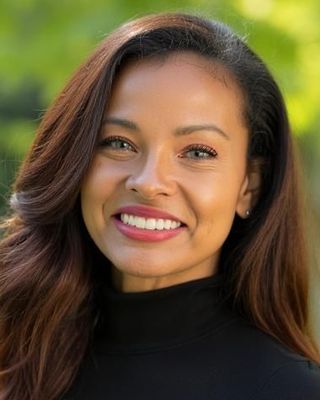 Photo of Mia Volrie, Psychiatric Nurse Practitioner, APRN, FNP-C, PMHNPC