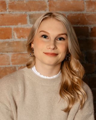 Photo of Paula Woynarowsky, Psychologist, MEd, RPsych