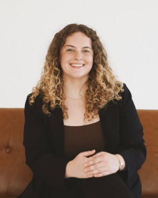 Photo of Aspyn Osburn, Pre-Licensed Professional, MFT, Intern