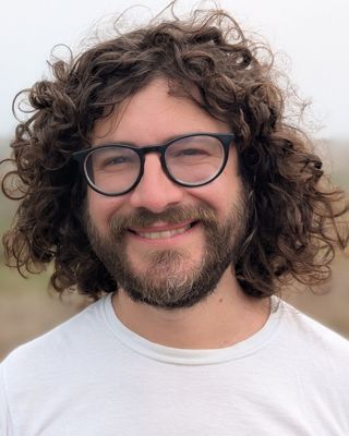 Photo of TC Davis, Marriage & Family Therapist Associate, AMFT