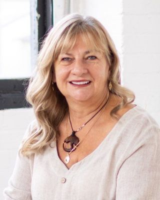 Photo of Maggie (Malgorzata) Lulkiewicz-Brooker, Registered Social Worker, MSW, BSW, CYW, RSW