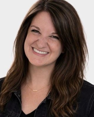 Photo of Lauryn Dant, Clinical Social Work/Therapist, MSW, LISW-S