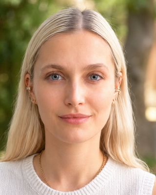 Photo of Valeriya Pestrikova - Valeriya Pestrikova - Stress, Couples, Intimacy, Marriage & Family Therapist Associate, MA, AMFT