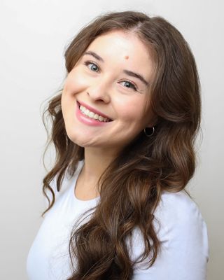 Photo of Janna Noto-Campanella, Registered Psychotherapist (Qualifying), MA
