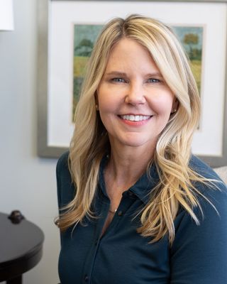 Photo of Elisabeth Schmidt, Pre-Licensed Professional, MA