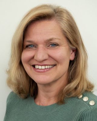 Photo of Dr. Leighann Forsyth, Psychologist, PhD