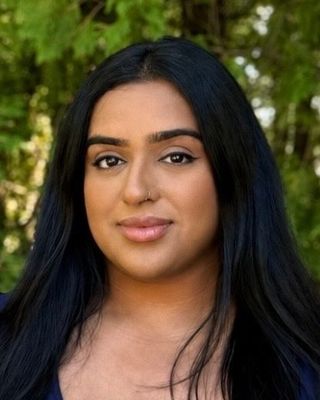 Photo of Kushmeet Grewal, Registered Psychotherapist (Qualifying)