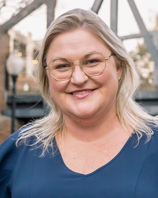 Photo of Lyndsey Young, Counselor, MA, LPC, LCMHC, CEDS