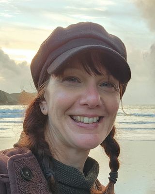 Photo of Sarah Featherstone - Sarah Featherstone - Breathe and Be Therapy, Psychotherapist, MA, UKCP Trainee