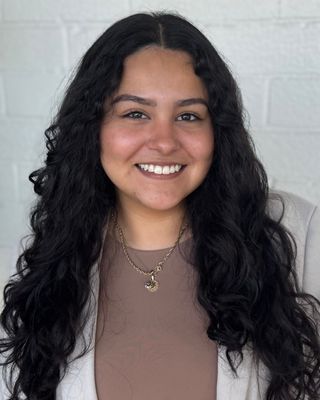 Photo of Melanie Alarcon, Pre-Licensed Professional, MS, APC, NCC