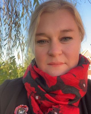 Photo of Tracey Lynne Desjardins - Hampshire Emotional Therapeutic Counselling, Counsellor, MNCPS Acc.