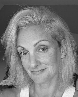 Photo of Alison Barry, Psychotherapist, MA, ICP