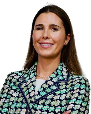 Photo of Nina Houghton, Associate Clinical Social Worker, MSW, ASW