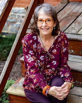 Photo of Missy Helen Scherr-Phillips, Art Therapist, MA, ATR-BC, LCPAT