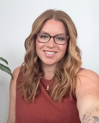 Photo of Kelsey Wood, Marriage & Family Therapist, MS, LMFT