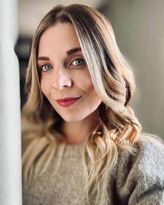 Photo of Taylor DeFrees, Counselor