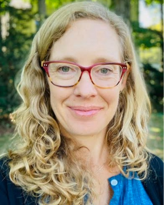 Photo of Dr. Emily Tinsley, Psychiatrist