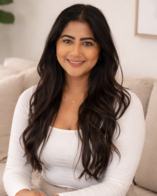 Photo of Silmi Kanji, Pre-Licensed Professional, MA, NCC