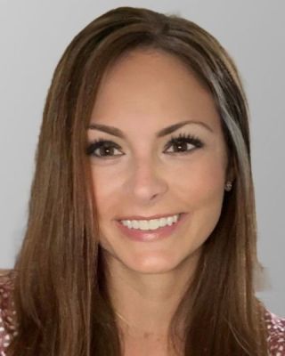Photo of Ashley Kinney, Psychiatric Nurse Practitioner, PMHNP