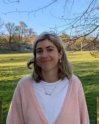 Photo of Rosie Scott, Counsellor, MSc, MBACP