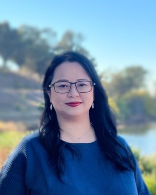 Photo of Jingyi Chen, Licensed Professional Clinical Counselor in Newark, CA