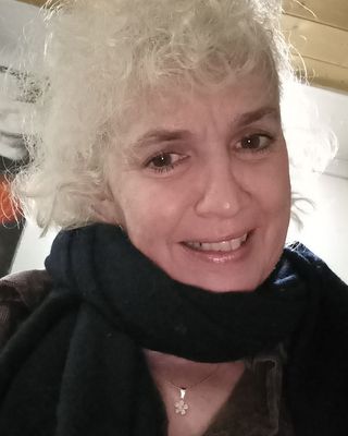 Photo of Dolly (Wendy) McLaughlin, Counsellor in Oxford, England