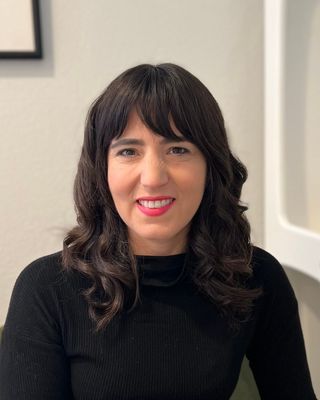 Photo of Marina Resa, Marriage & Family Therapist, MA, LMFT