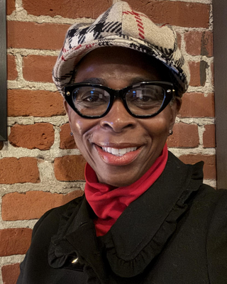 Photo of Rolanda Bradshaw, Marriage & Family Therapist, LMFT