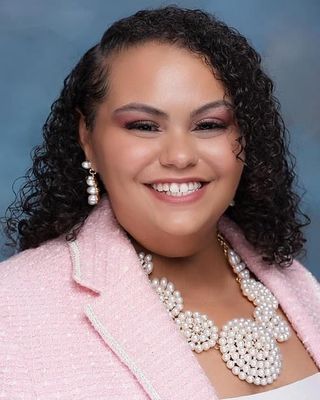 Photo of Shatyra Cianah Turner, Pre-Licensed Professional