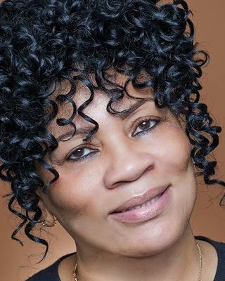 Photo of Lillie Quarles, Psychiatric Nurse Practitioner, APRN (C