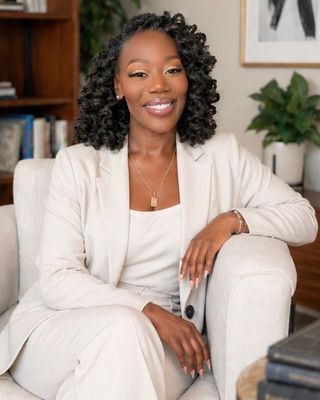 Photo of Nakisha L Jones, Licensed Social Worker, MSW, LSW