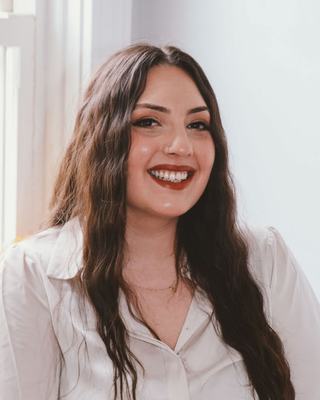 Photo of Kendra Raposo, Clinical Social Work/Therapist, MSW, LICSW