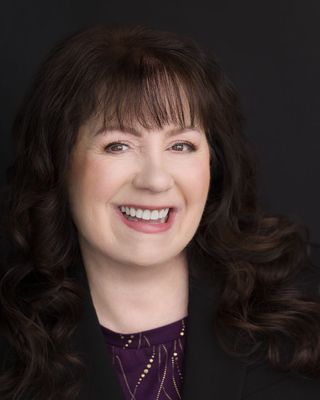 Photo of Lynda Hilburn, Licensed Professional Counselor, MA, LPC, CACII, CCHt