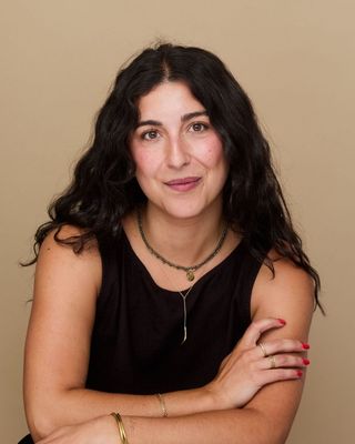 Photo of Julia Fronduti, Registered Psychotherapist (Qualifying)