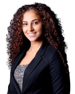 Photo of Ravia Habeeb, Registered Psychotherapist (Qualifying)
