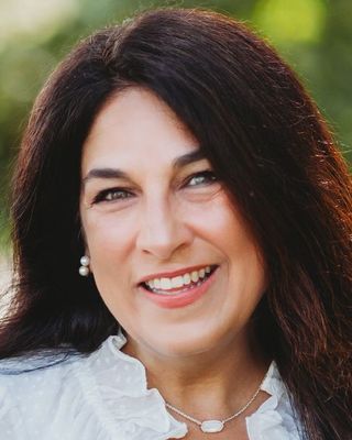 Photo of Sheri Davis, Clinical Social Work/Therapist, LICSW, LCSW