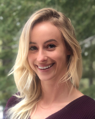 Photo of Lia Verzatt, Marriage & Family Therapist, LMFT