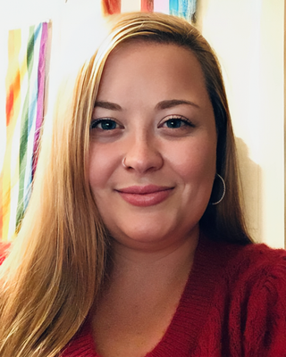 Photo of Taylor Smith, Marriage & Family Therapist, LMFT